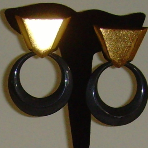 Yves Saint Laurent Dangle Earrings -YSL - Picture 4 of 16